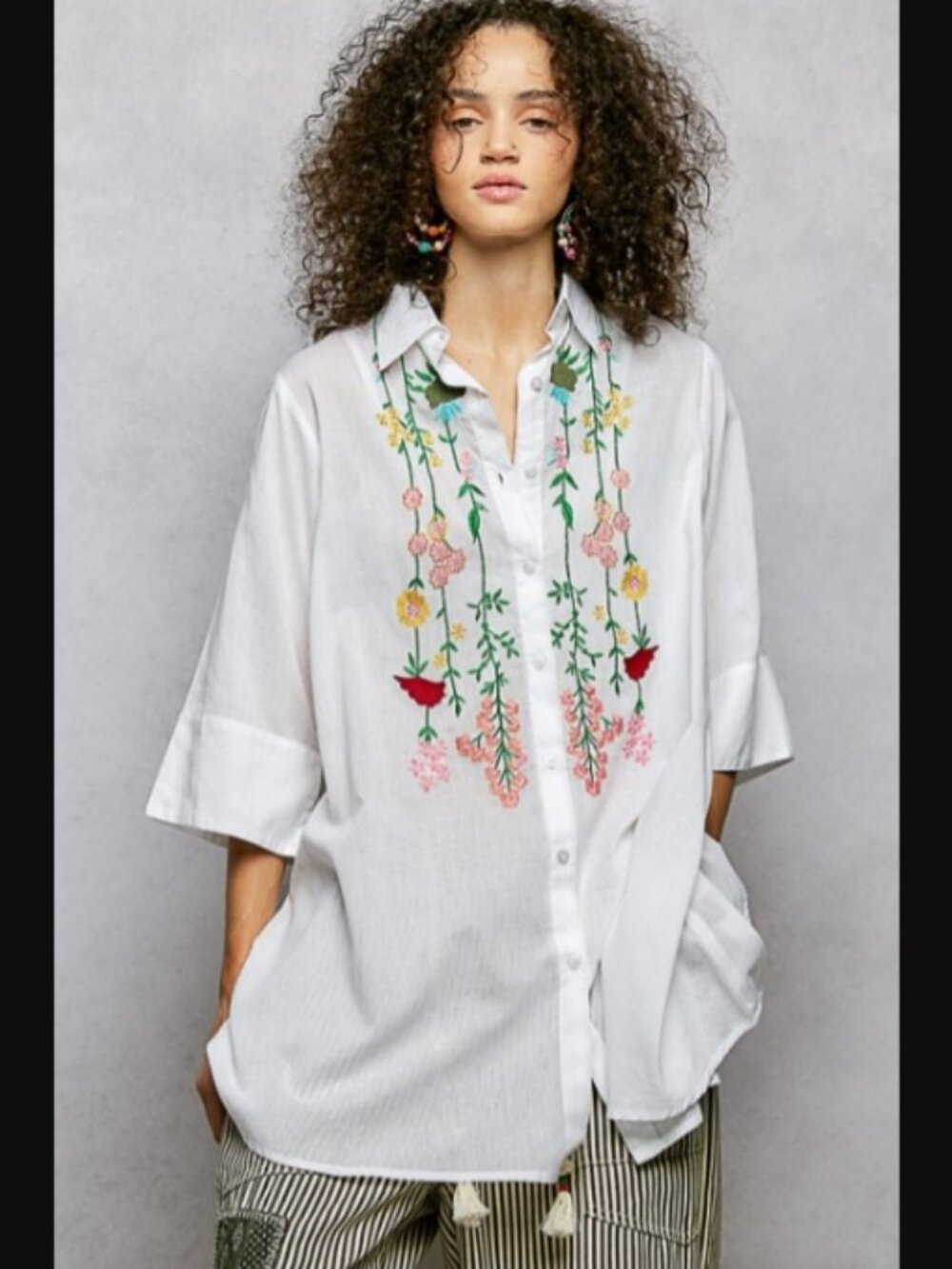 POL White Cotton Floral Embroidered Button Down Blouse NWT